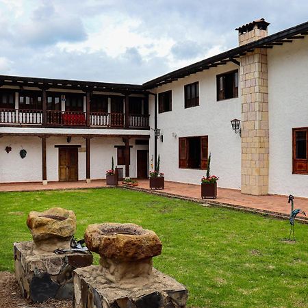 Casona Quesada Hotel Suesca Exterior photo